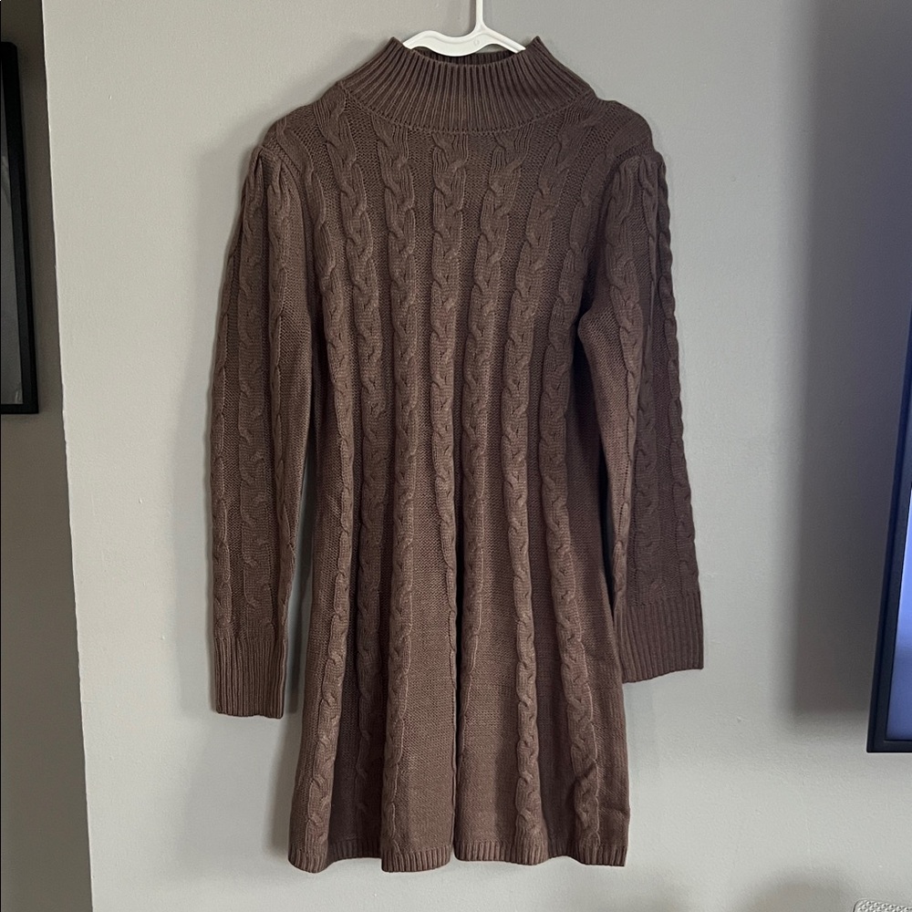 Lucky Brand Taupe Cable Knit Sweater‎
